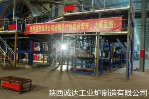 內(nèi)蒙普澤公司3200KVA礦渣加熱爐順利投產(chǎn)出棉！