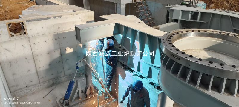 我公司自主研發(fā)的國(guó)內(nèi)首臺(tái)豎井預(yù)熱等離子直流電弧爐正式啟動(dòng)安裝！