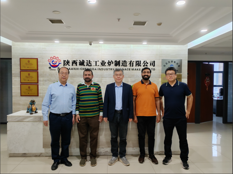 深度交流，共謀發(fā)展！巴基斯坦客戶到訪探討 80T 交直流電弧爐