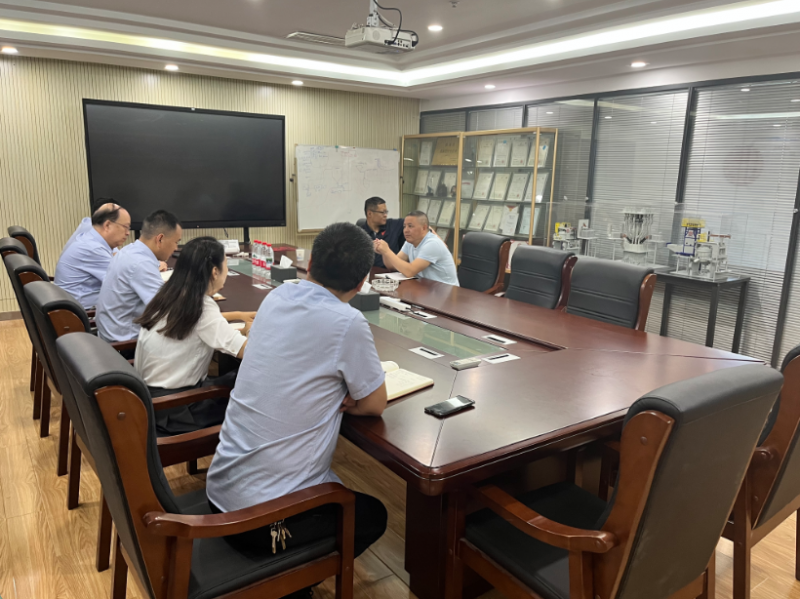 深化技術(shù)交流，共促產(chǎn)業(yè)發(fā)展 ——客戶蒞臨我司開展鎳鉬提煉交流爐技術(shù)交流活動(dòng)