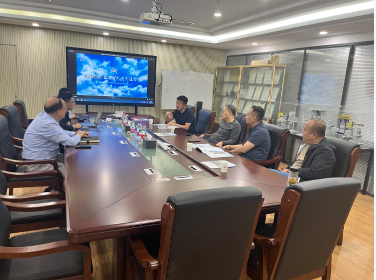 山西客戶蒞臨我公司考察交流，共探礦棉爐設(shè)備技術(shù)升級與合作新機(jī)遇